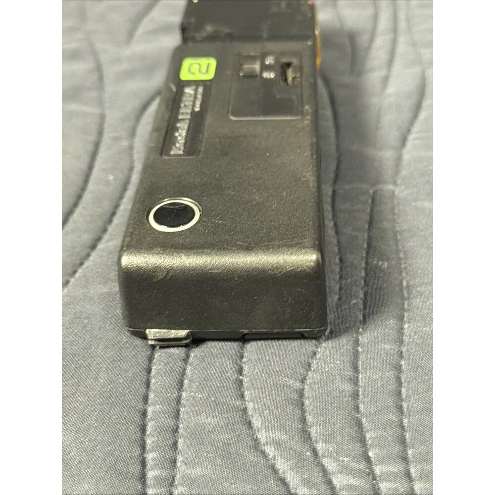 Vintage Kodak EK2 Pocket Camera w/ EKTRA Flash 22mm f/5.6 Parts or Repair